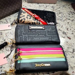 Wristlet